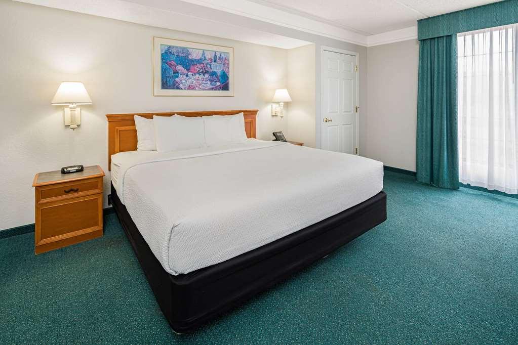 Days Inn By Wyndham San Diego Vista Pokoj fotografie